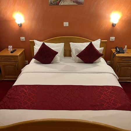 Saint Paul Accommodation Кралево Екстериор снимка
