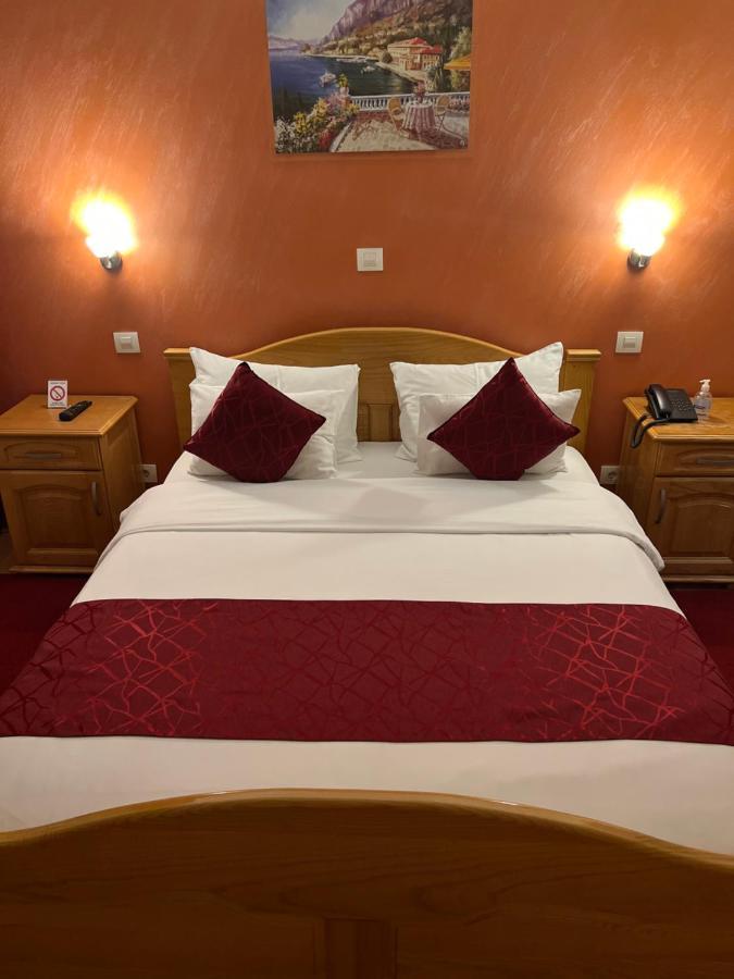 Saint Paul Accommodation Кралево Екстериор снимка