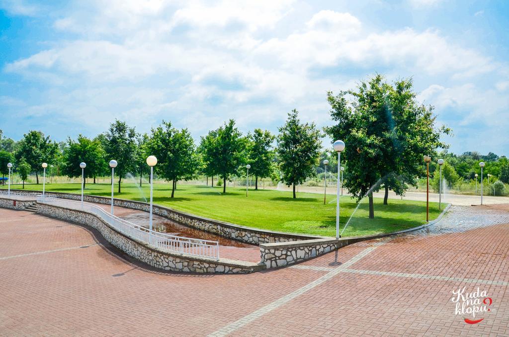 Saint Paul Accommodation Кралево Екстериор снимка
